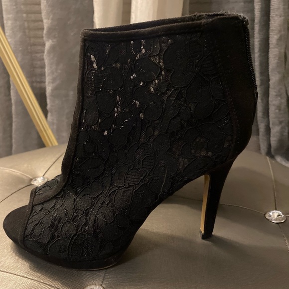 Black lace booties - Picture 1 of 3